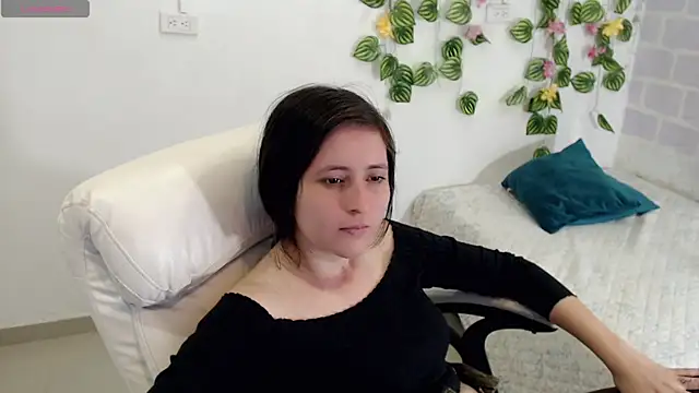 tania sweet   online show from 27, 10, 2025