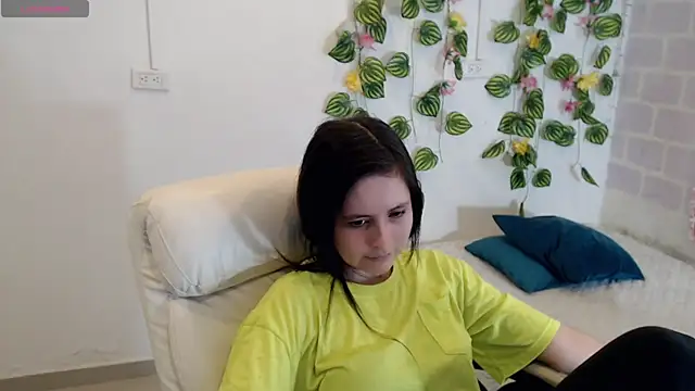 tania sweet   online show from 6, 10, 2025