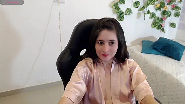 tania sweet   online show from 24, 2, 2025