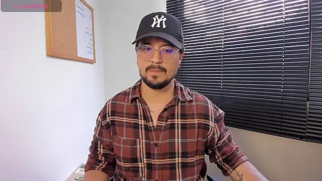 DaviidEvans  online show from 7, 12, 2024