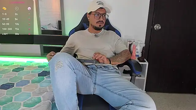 DaviidEvans  online show from 4, 10, 2025