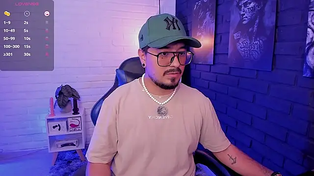 DaviidEvans  online show from 13, 6, 2026