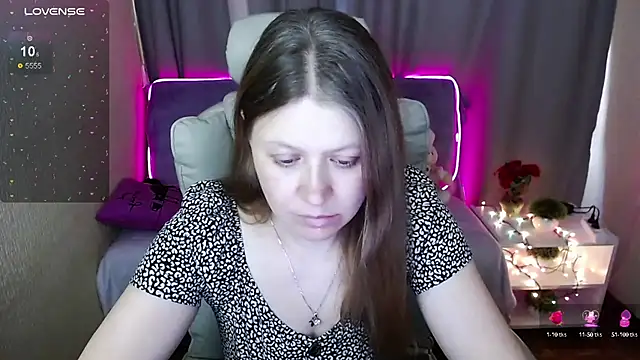 alekasamui online show from 14, 3, 2025