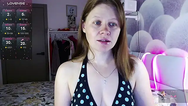 alekasamui online show from 23, 9, 2025