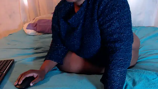 XXEBONYTEAZERXX online show from 4, 10, 2025