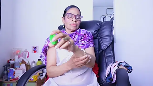 Aries Mature online show from 12, 7, 2026