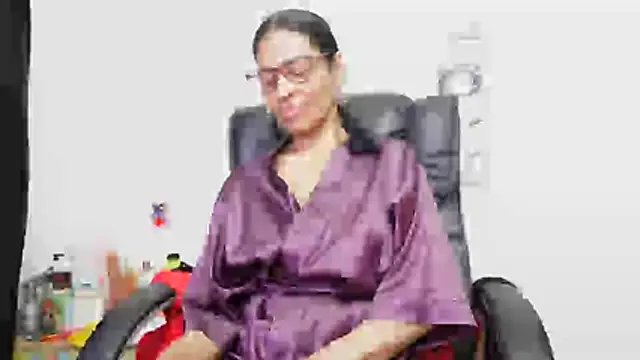 Aries Mature online show from 22, 6, 2026