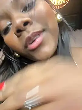 Tayra Siny online show from 28, 2, 2025