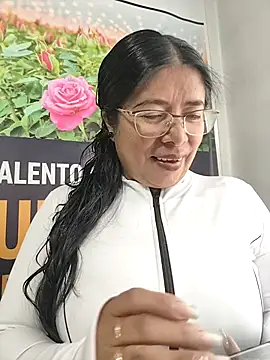 Snapshot of __valentina18 chatting on 20, 3, 2026 valentina18 online show from 20, 3, 2026