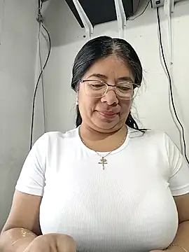 Snapshot of __valentina18 chatting on 27, 7, 2026 valentina18 online show from 27, 7, 2026
