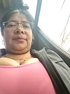 Snapshot of __valentina18 chatting on 11, 5, 2026 valentina18 online show from 11, 5, 2026