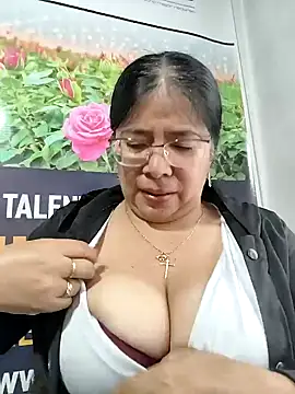 Snapshot of __valentina18 chatting on 14, 5, 2026 valentina18 online show from 14, 5, 2026