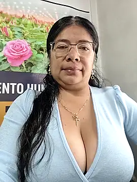 Snapshot of __valentina18 chatting on 5, 3, 2026 valentina18 online show from 5, 3, 2026