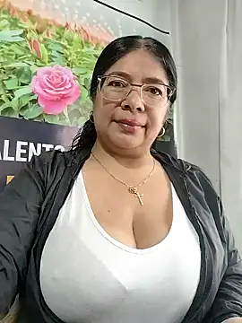 Snapshot of __valentina18 chatting on 13, 5, 2026 valentina18 online show from 13, 5, 2026