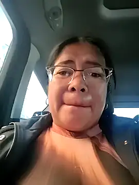 Snapshot of __valentina18 chatting on 28, 5, 2026 valentina18 online show from 28, 5, 2026