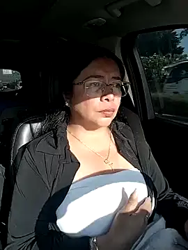 Snapshot of __valentina18 chatting on 21, 3, 2026 valentina18 online show from 21, 3, 2026