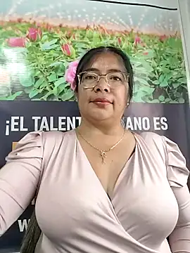Snapshot of __valentina18 chatting on 23, 4, 2026 valentina18 online show from 23, 4, 2026