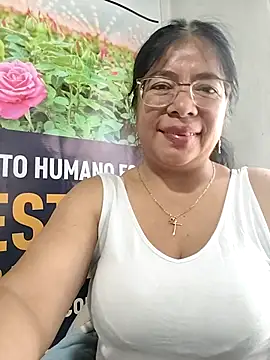 Snapshot of __valentina18 chatting on 30, 4, 2026 valentina18 online show from 30, 4, 2026