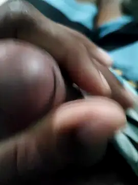 Snapshot of Arthu2r chatting on 8, 11, 2025 Arthu2r online show from 8, 11, 2025