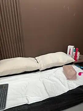 Melissabaylin online show from 16, 3, 2026