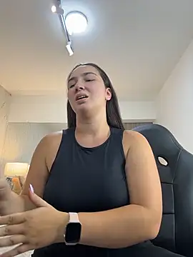 ava blue online show from 25, 11, 2025