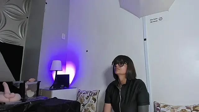 beauti wild25 online show from 4, 4, 2026