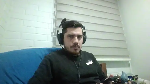 hung weeb online show from 28, 5, 2026