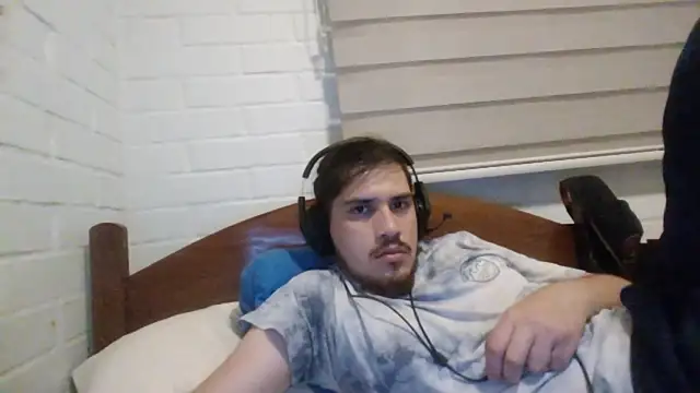 hung weeb online show from 10, 12, 2024