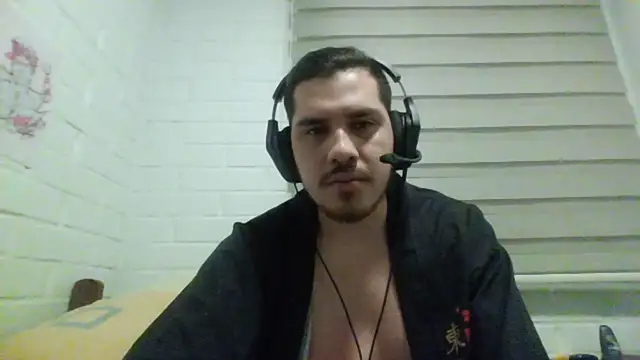 hung weeb online show from 18, 11, 2025