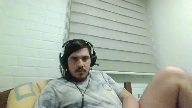 hung weeb online show from 31, 3, 2026