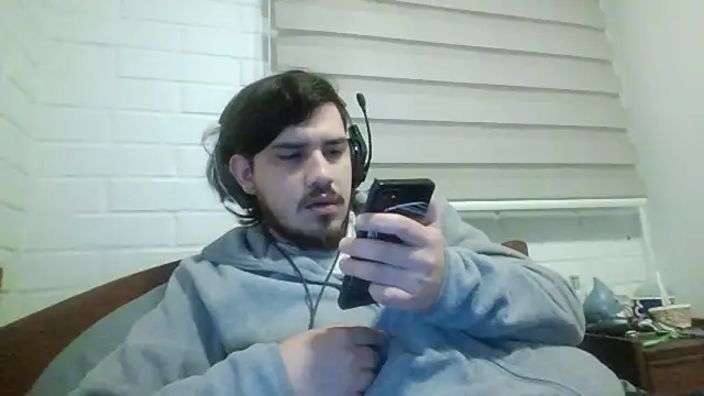 hung weeb online show from 16, 6, 2026