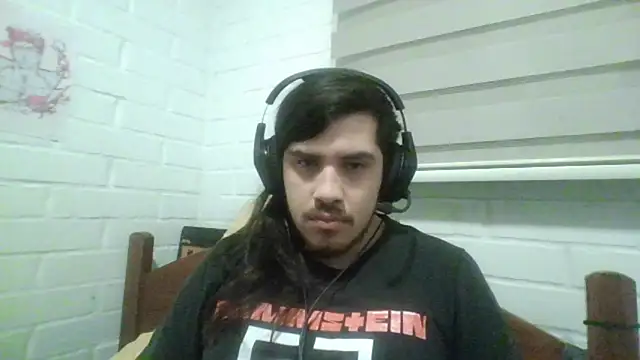 hung weeb online show from 21, 10, 2025