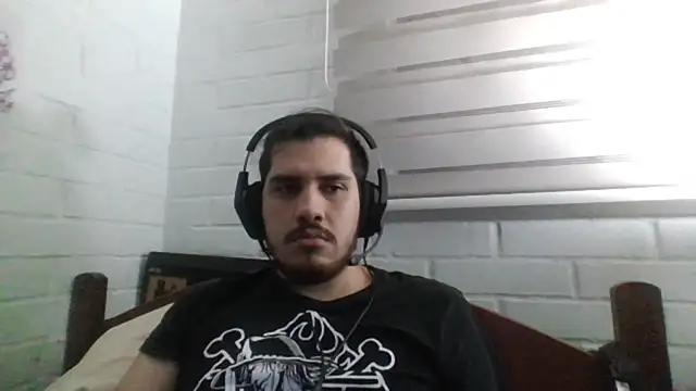 hung weeb online show from 6, 3, 2025