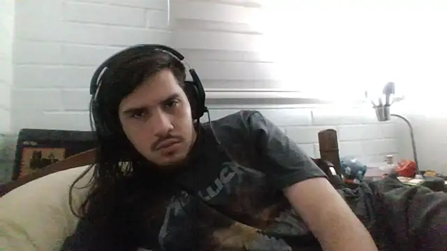 hung weeb online show from 11, 3, 2025