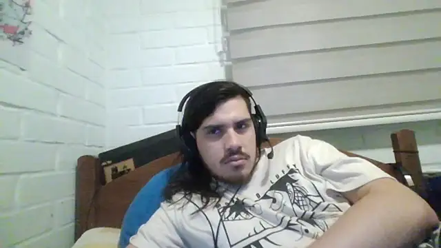 hung weeb online show from 13, 1, 2025