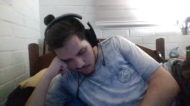 hung weeb online show from 13, 3, 2025