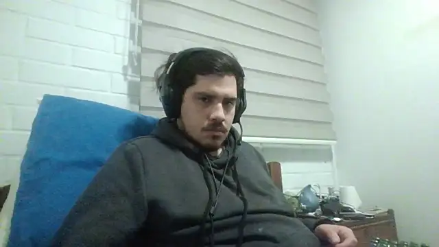 hung weeb online show from 7, 5, 2026