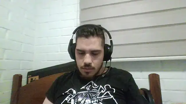 hung weeb online show from 23, 1, 2025