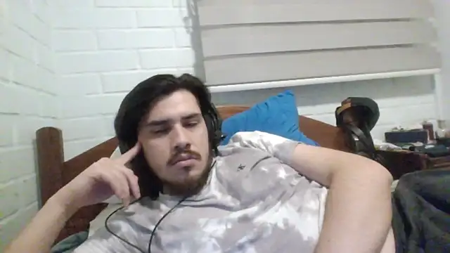 hung weeb online show from 24, 12, 2024