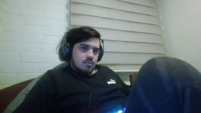 hung weeb online show from 29, 5, 2026