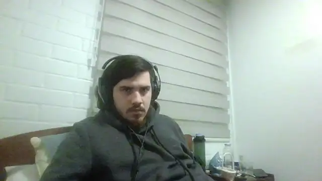 hung weeb online show from 30, 6, 2026