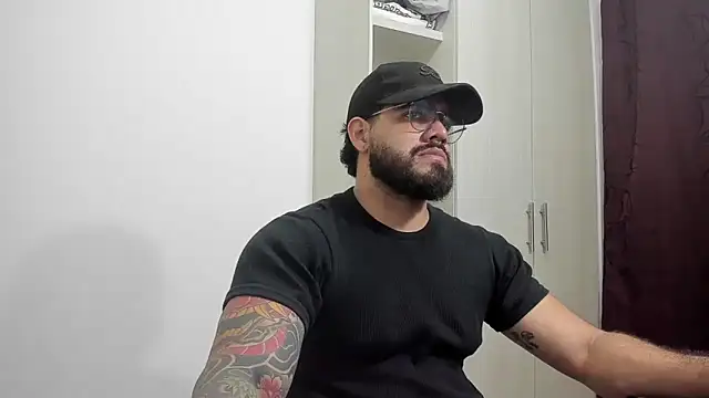 Snapshot of _Coddygold_ chatting on 21, 12, 2025 Coddygold online show from 21, 12, 2025