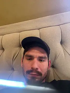 Tomthelong online show from 12, 3, 2025