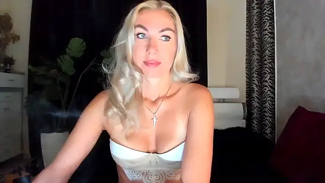 Snapshot of _SABOTAGE_ chatting on 27, 9, 2025 SABOTAGE online show from 27, 9, 2025