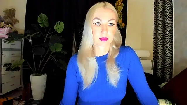 Snapshot of _SABOTAGE_ chatting on 8, 11, 2025 SABOTAGE online show from 8, 11, 2025