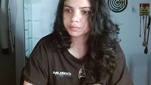 Nikkykora15 online show from 13, 3, 2026