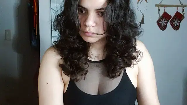 Nikkykora15 online show from 4, 12, 2025