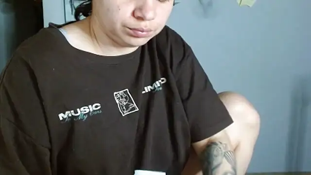 Nikkykora15 online show from 25, 3, 2026