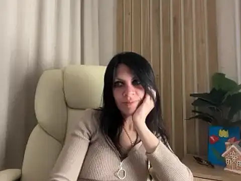 Snapshot of InjaAtHome chatting on 24, 5, 2026 InjaAtHome online show from 24, 5, 2026