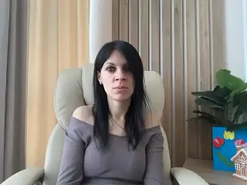 Snapshot of InjaAtHome chatting on 30, 4, 2026 InjaAtHome online show from 30, 4, 2026